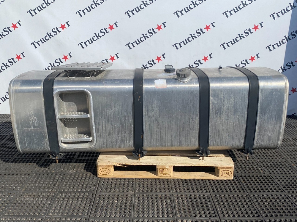 Бак топливный в сборе 700L 2023г.