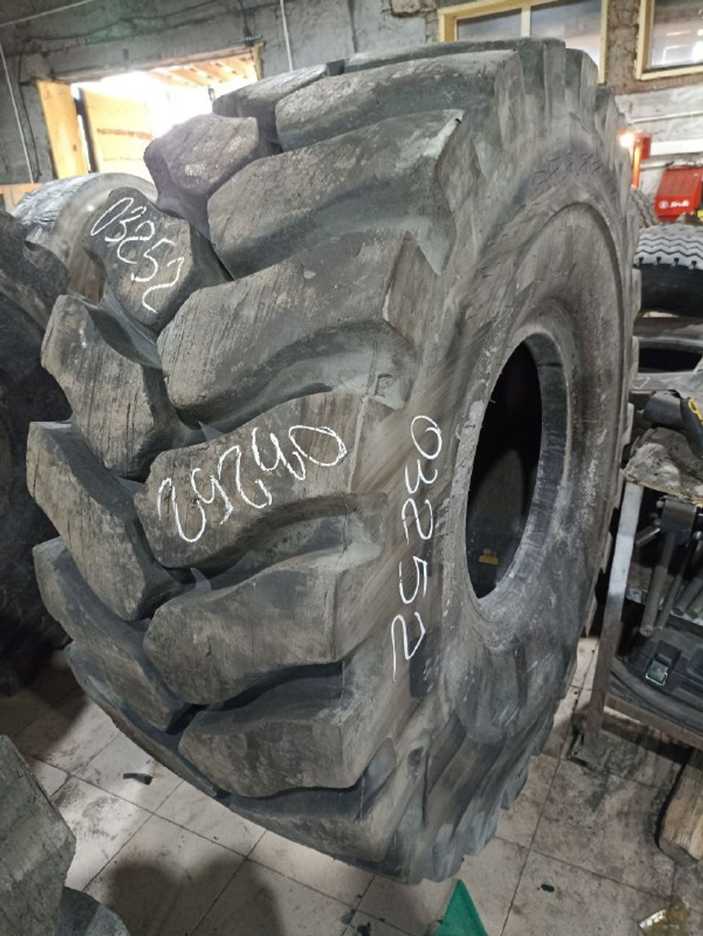 26.5R25 Michelin XLDD2 шина б/у