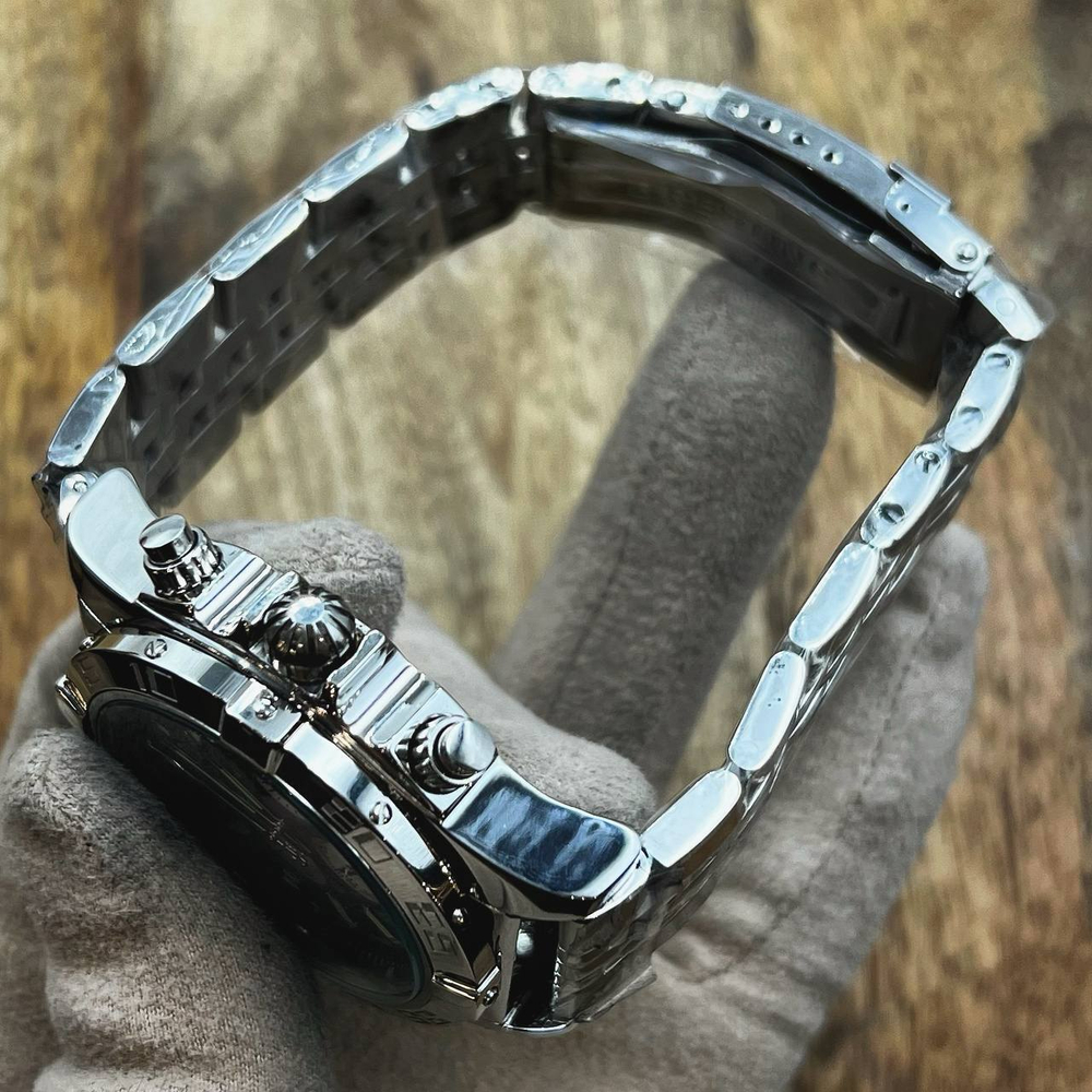 Часы Breitling