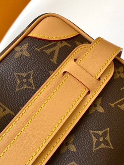 Сумка через плечо Louis Vuitton