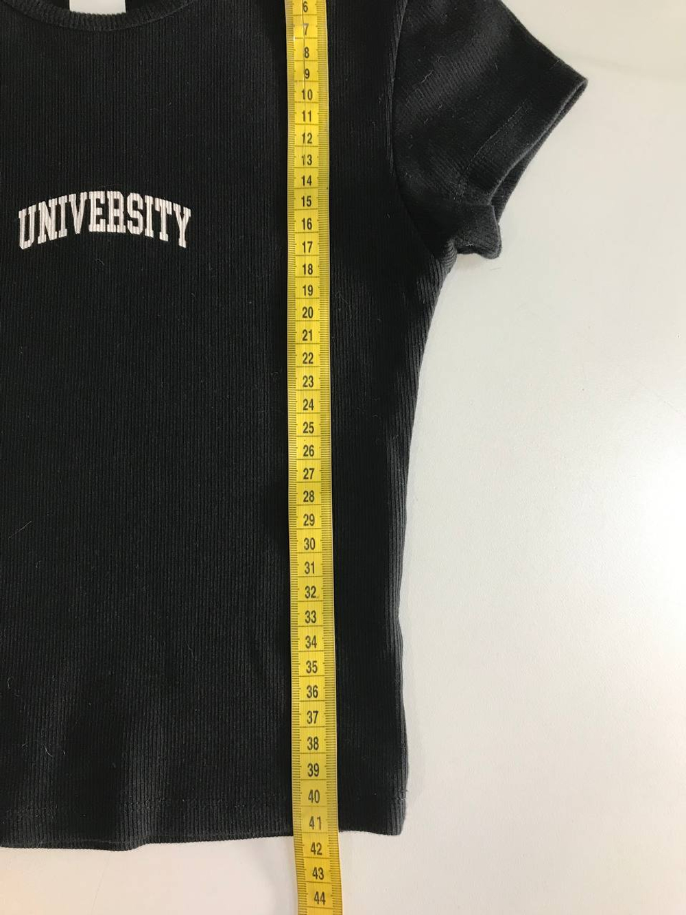 Футболка для базового образа, визуально на 8/9 лет