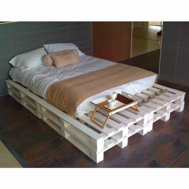 Двухспальные кровати