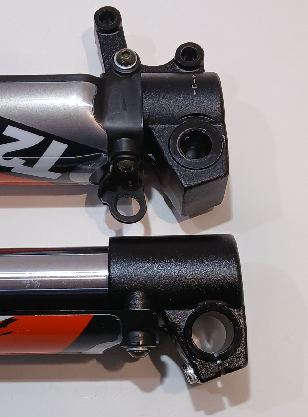 Амортизатор L=800 передний (перья, компл.) d48x51 с пластиком Мотоцикл KAYO T2 EX