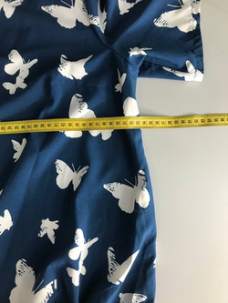 Блузка Deniza с романтичным принтом, визуально на 52 размер