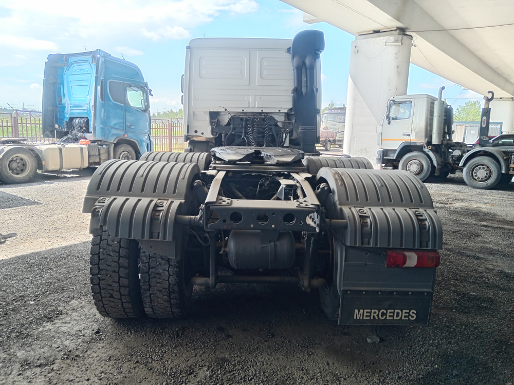 Mercedes-Benz Actros 6x4 Седельный тягач 3346 S (Дизельный, 11,9 л, 456 л.с., МТ)