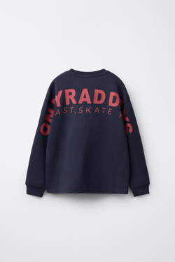 ZARA ЛОНГСЛИВ С РЕЛЬЕФНОЙ НАДПИСЬЮ, МОРСКОЙ СИНИЙ