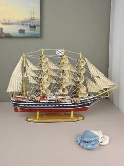 Meteor Lights Модель парусника Крузенштерн 52 см