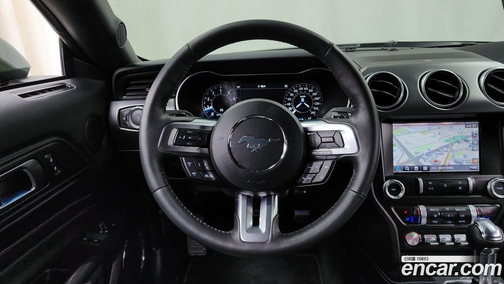 Ford Mustang Coupe (09.2022)
