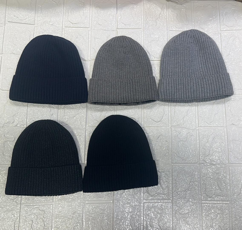 Мужские шапки