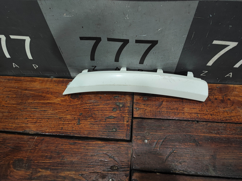 Накладка переднего бампера правая Mercedes GLE (V167) 18-нв Б/У Оригинал A1678855803