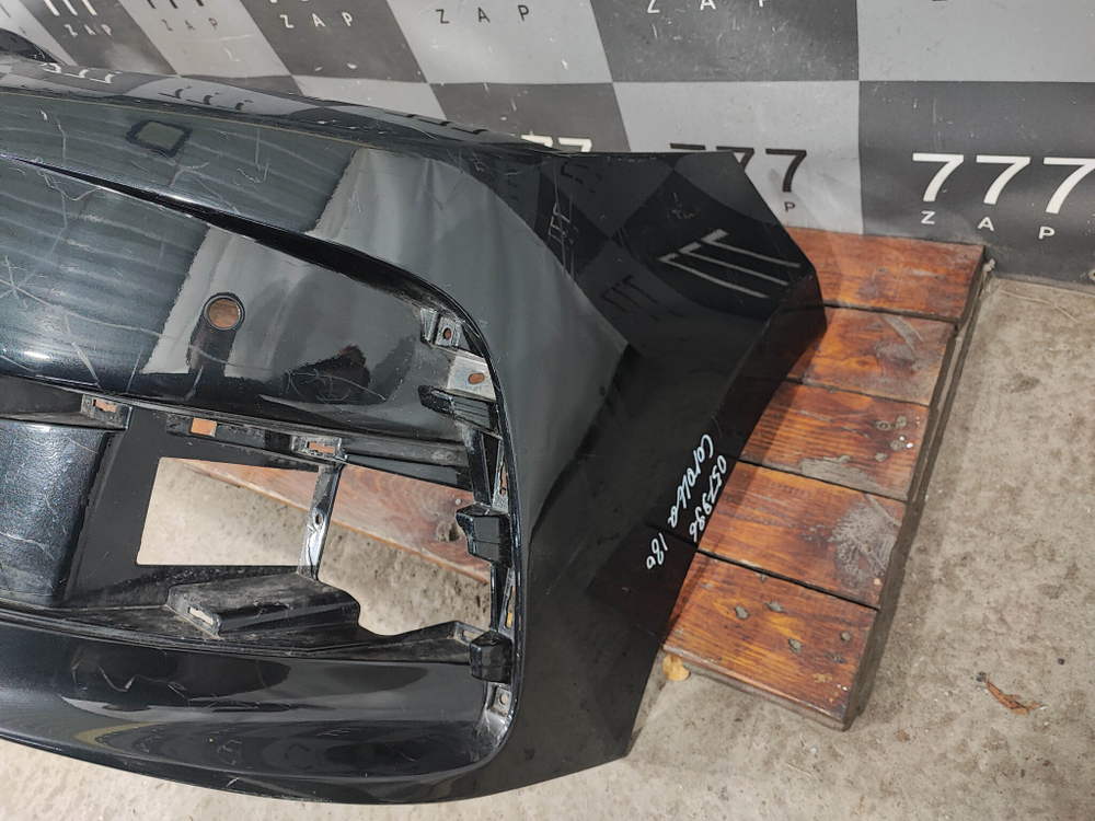 Бампер передний Toyota Corolla (E180) 15-19 Б/У Оригинал 521190Z970