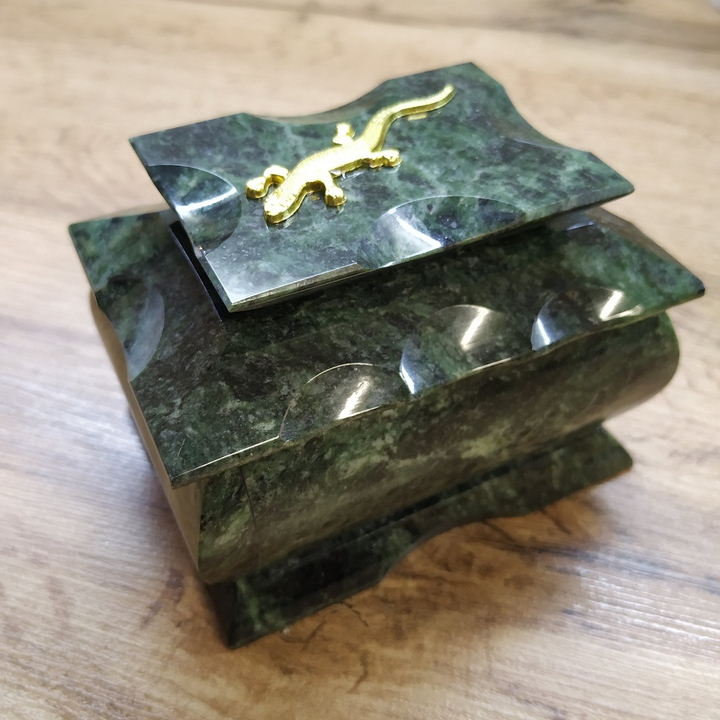 Шкатулка Ящерица, змеевик, зеркало, бархат, 105x75x70 мм