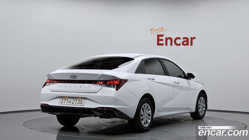 Hyundai Avante (CN7) 1.6 (12.2021)