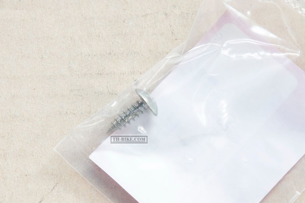 93913-15420. SCREW, TAPPING, 5X16 (PO). HONDA