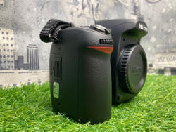 Nikon D80 2800 кадров