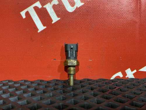 Датчик температуры охлаждающей жидкости