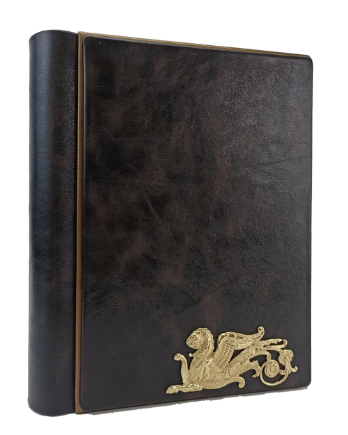 Фотоальбом из кожи "Крылатый лев"