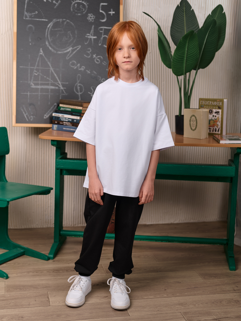 Футболка оверсайз SCHOOL белая