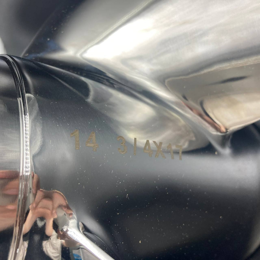 Гребной винт правого вращения VOLVO Sx Saltist AMMA (3x14 3/4x17) (Сталь) (Polastorm)