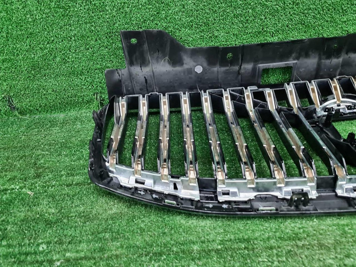 Решетка радиатора Volvo XC60 2 (2021-н.в.)