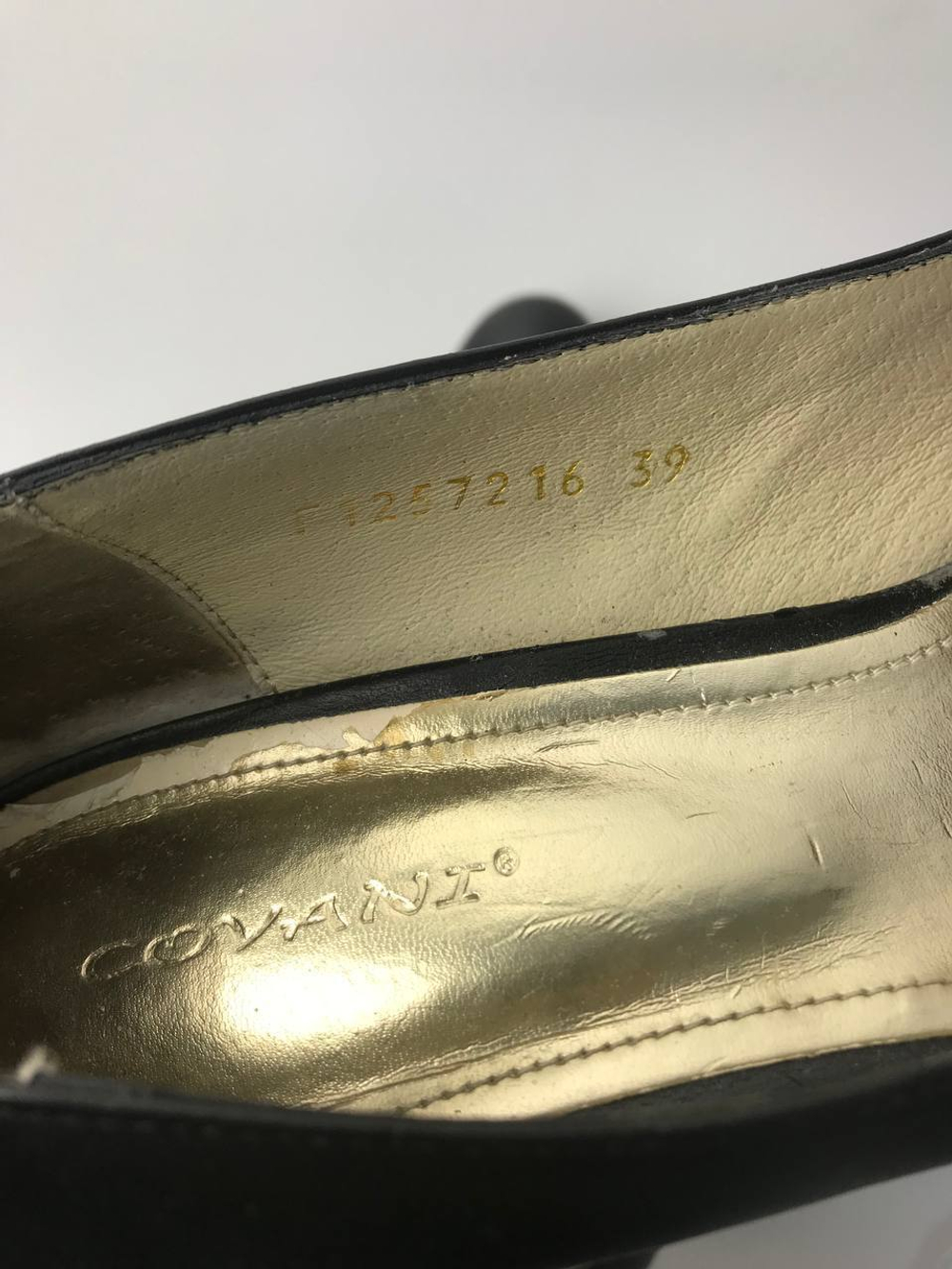 Туфли Covani лаконичные 39 размер