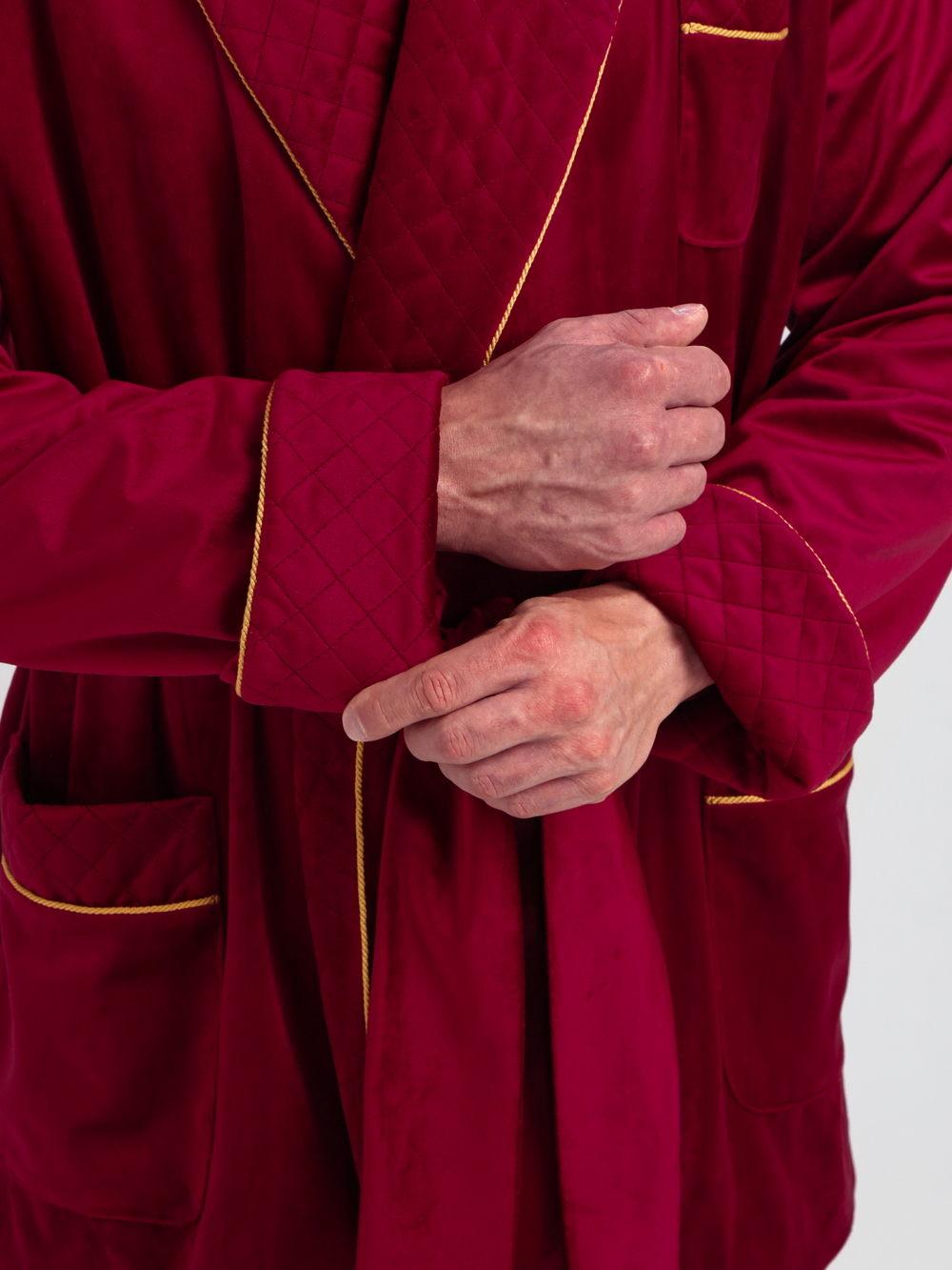 Жакет бархатный со стеганными бортами