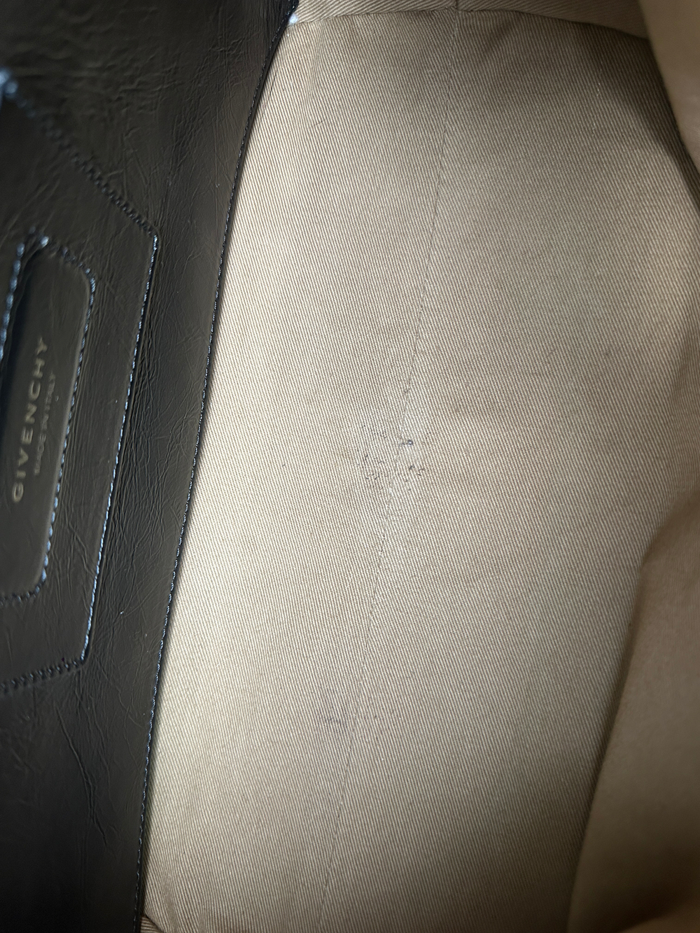 Сумка Givenchy ID medium