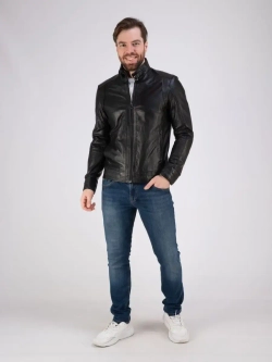 Кожаная куртка демисезонная