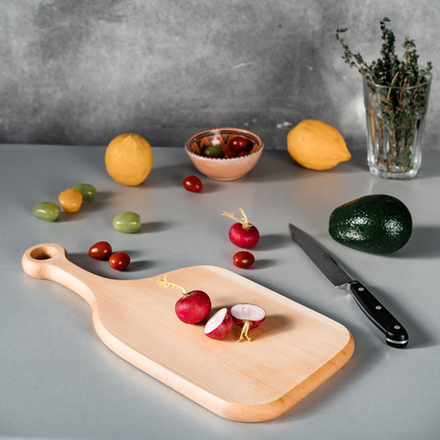 Деревянная разделочная доска из древесины Сибирский Кедр RD52