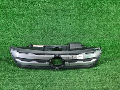 Решетка радиатора Suzuki Vitara 2 (2014-2019)