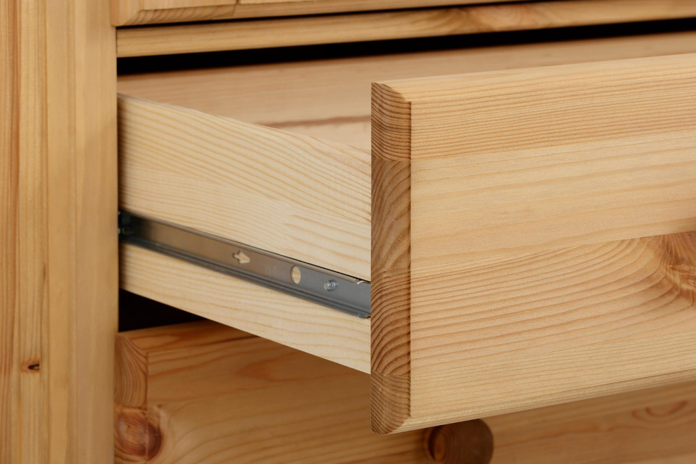 Шкаф распашной