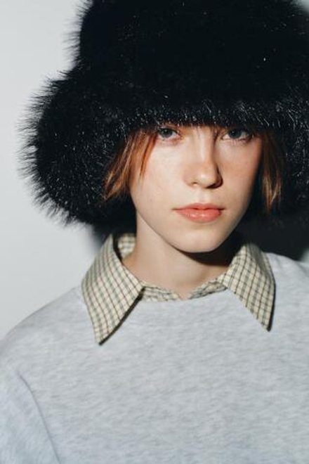 ZARA ПАНАМА ИЗ ИСКУССТВЕННОГО МЕХА, ЧЕРНЫЙ