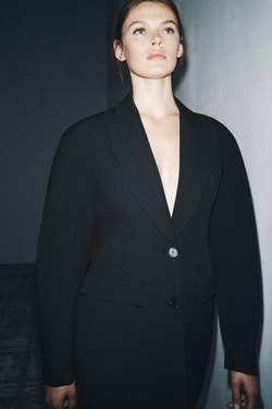 ZARA ПРИТАЛЕННОЕ ПАЛЬТО — ZW COLLECTION, ЧЕРНЫЙ