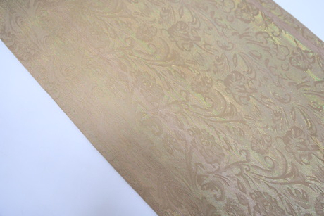 Жаккард бежевый с перламутром