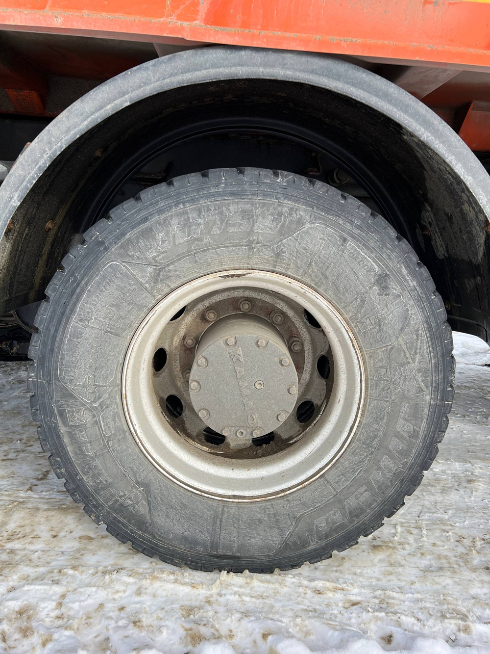 КамАЗ 6520 6x4 Самосвал 6520-3026041-53 (Дизельный, 11,8 л, 400 л.с., МТ)