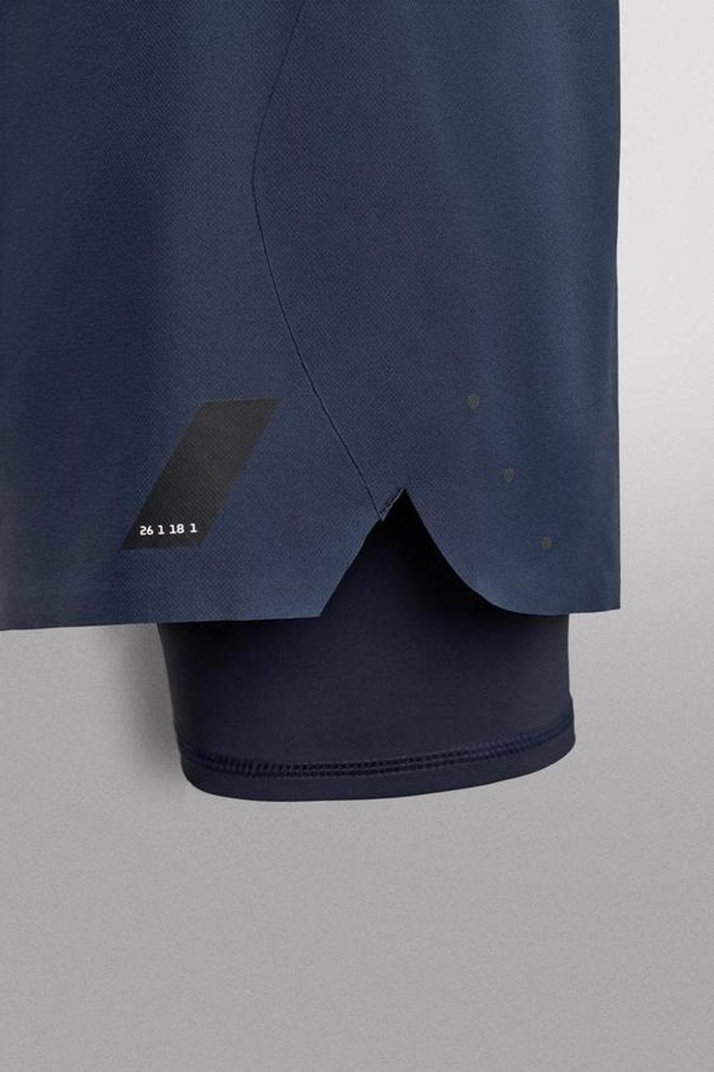 ZARA БАЗОВЫЕ СПОРТИВНЫЕ ШОРТЫ 2 В 1, МОРСКОЙ СИНИЙ