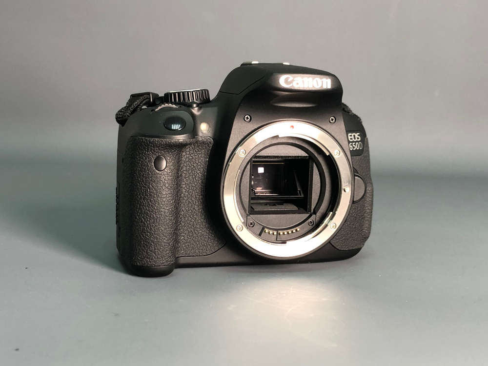 Canon EOS 650D Body (3.800 кадров)