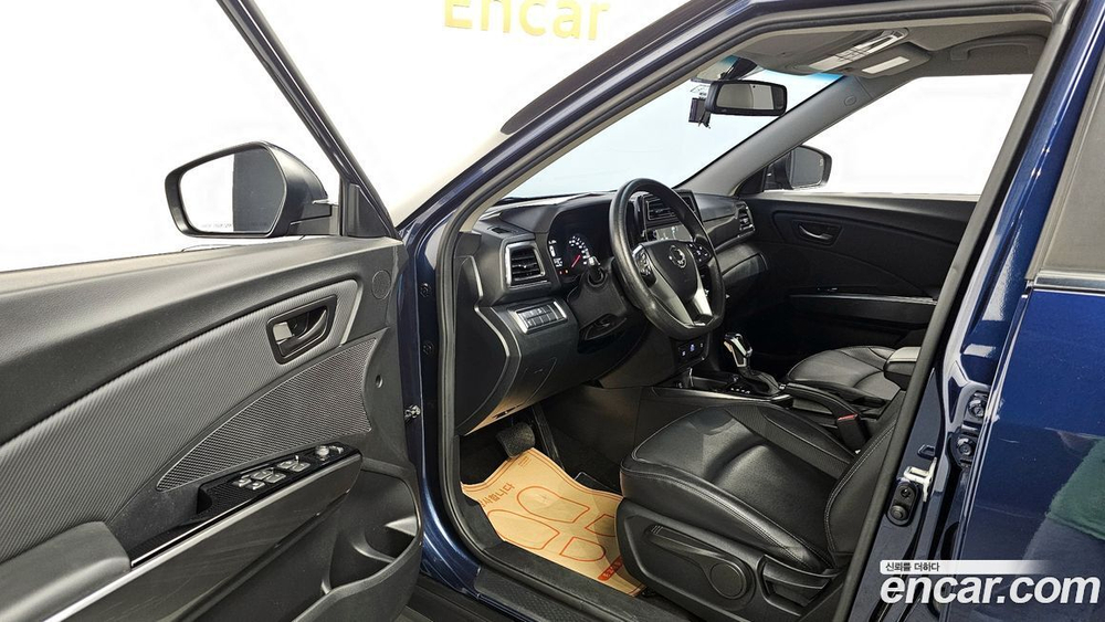 KG Mobility (Ssangyong) Very New Tivoli Бензин 1.5 2WD (07.2020)