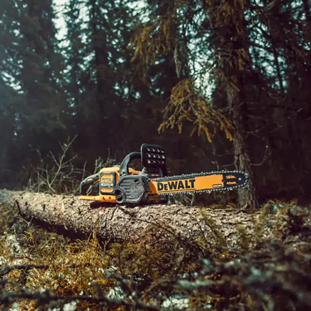 DeWalt DCM575N аккумуляторная цепная пила (без АКБ и ЗУ)