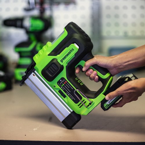 Нейлер аккумуляторный GREENWORKS GD24BN 24V без акб и з/у   3400707