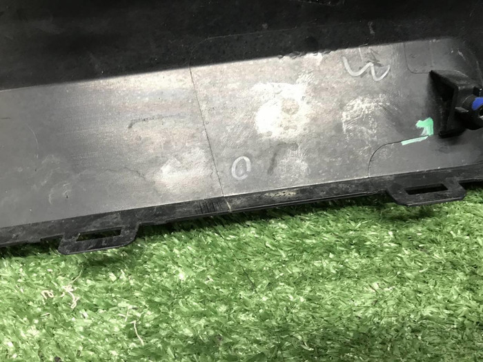 Накладка переднего бампера Zeekr 001 (2021-2024)