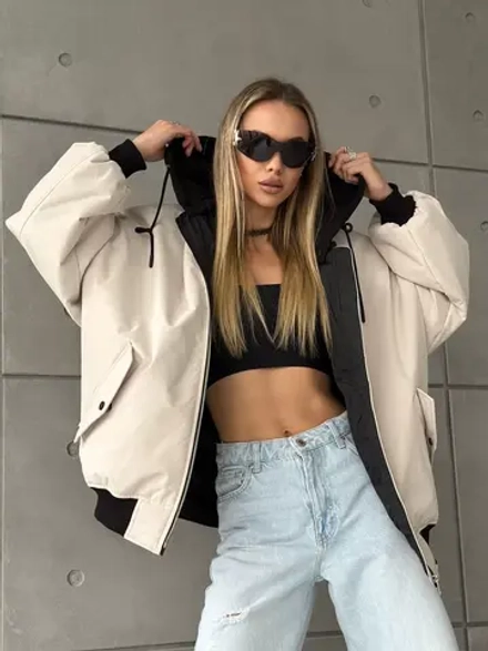 Бомбер оверсайз утепленный осенний