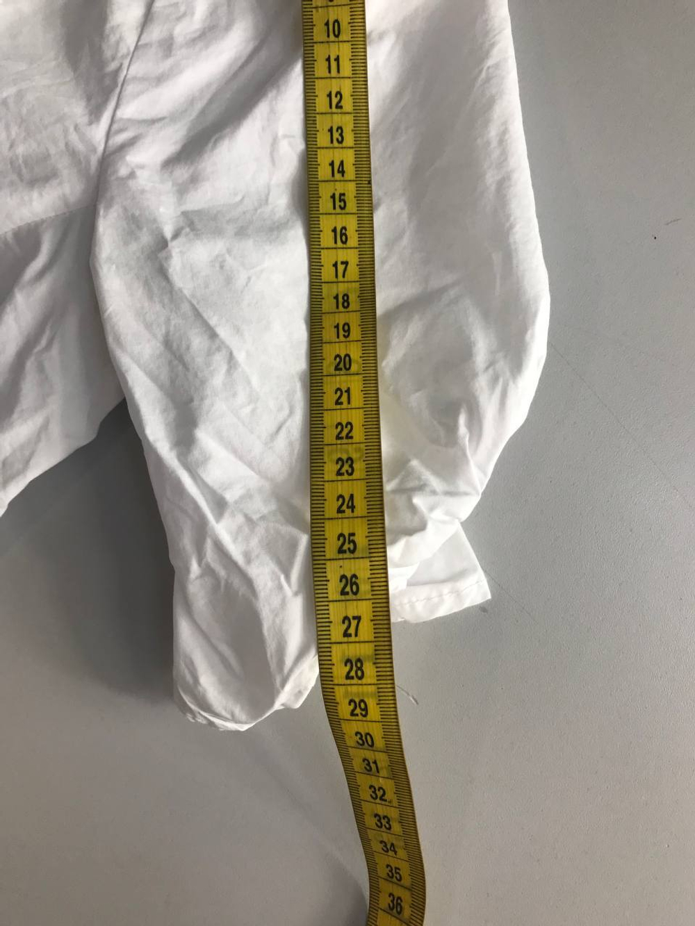 Блузка короткая для летнего образа, визуально на 40/42 размер