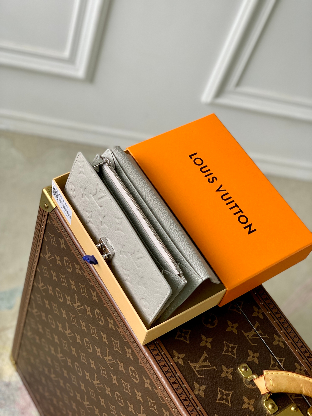 Louis Vuitton Sarah Wallet