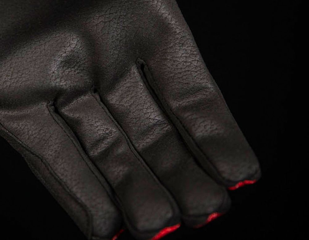 Hooligan / Красный