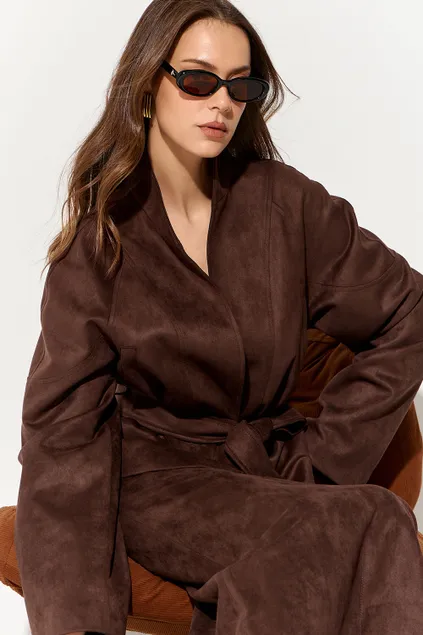 Куртка из экозамши с воротником стойкой цвета шоколад