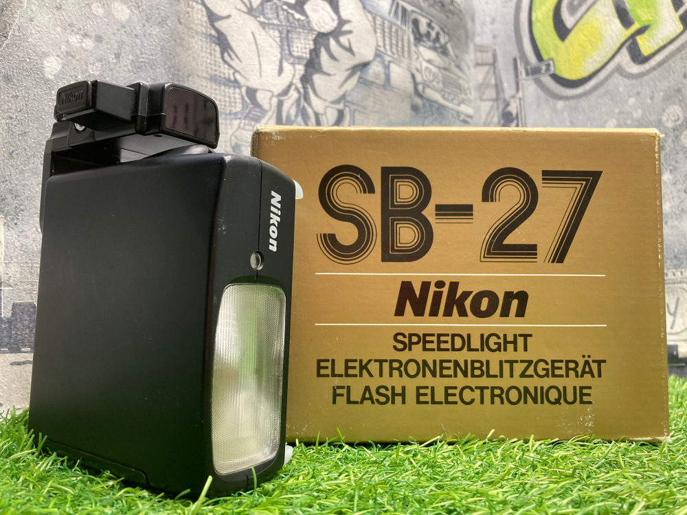 Nikon Speedlight SB-27