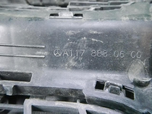 Решетка радиатора Mercedes CLA w117 (2013-2019)