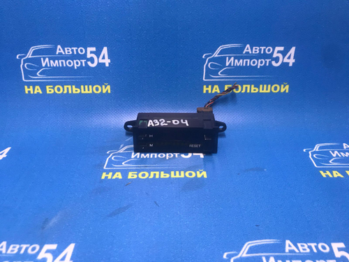 Часы салонные NISSAN CEFIRO 1995