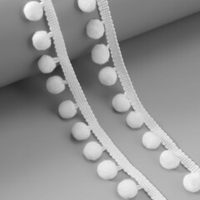 Тесьма с помпонами D 10 мм